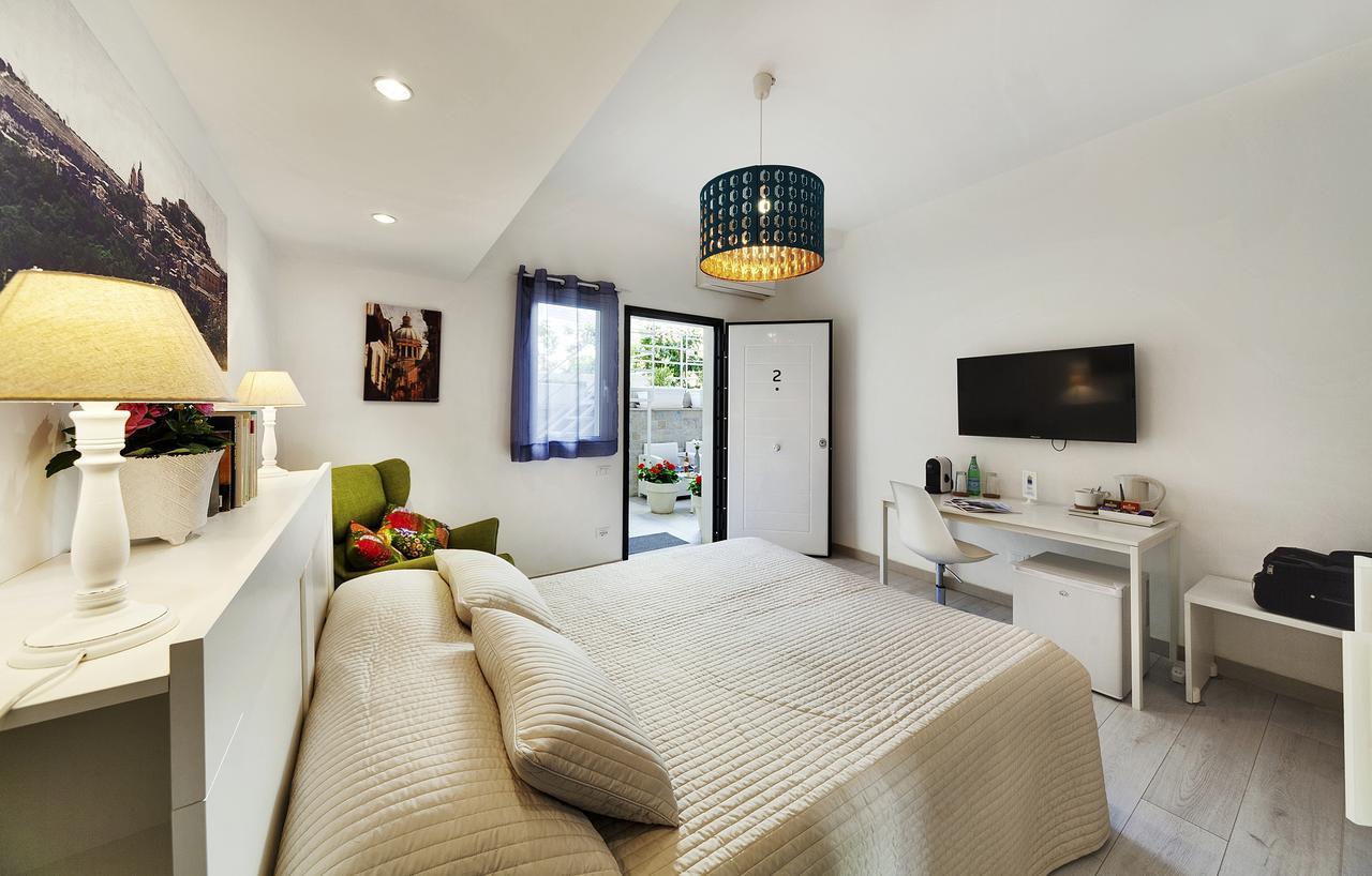 Siciliacasevacanze - Marina Domus Rooms Марина ди Рагуса Екстериор снимка