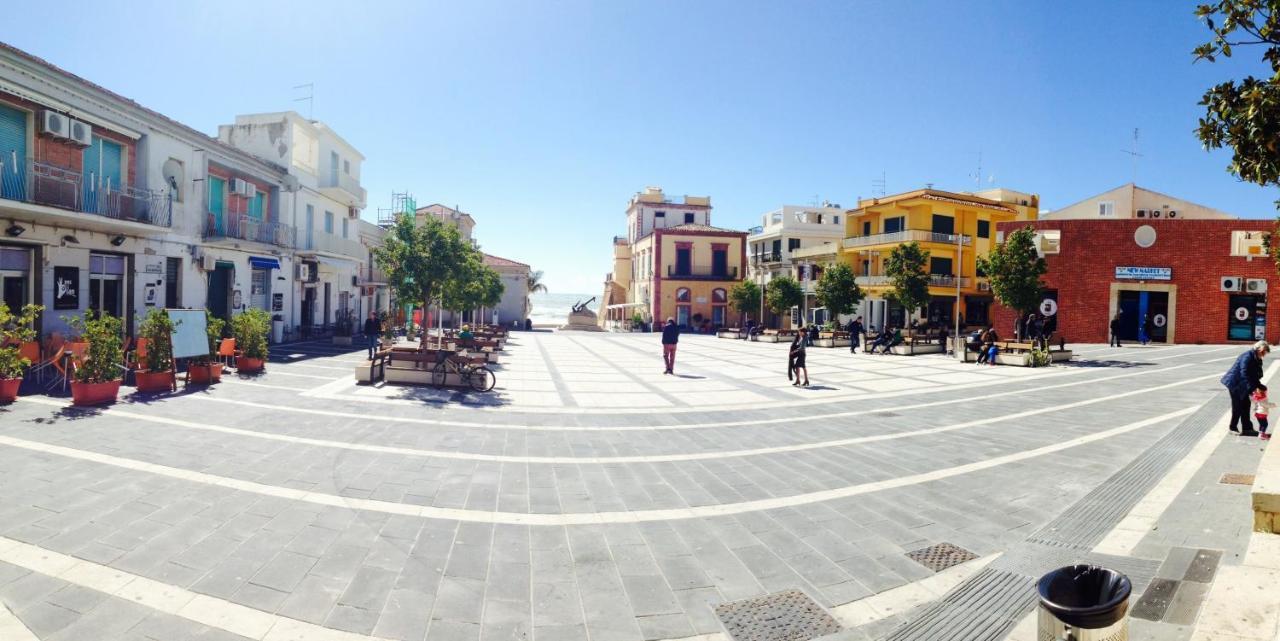 Siciliacasevacanze - Marina Domus Rooms Марина ди Рагуса Екстериор снимка